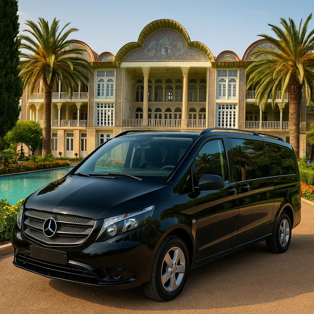 ون مرسدس ویتو مشکی در میان باغ ارم شیراز